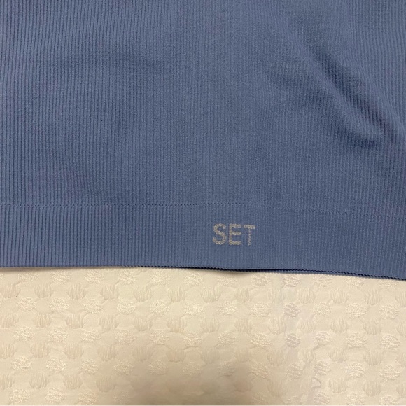 Set Active Blue Top - Picture 2 of 3